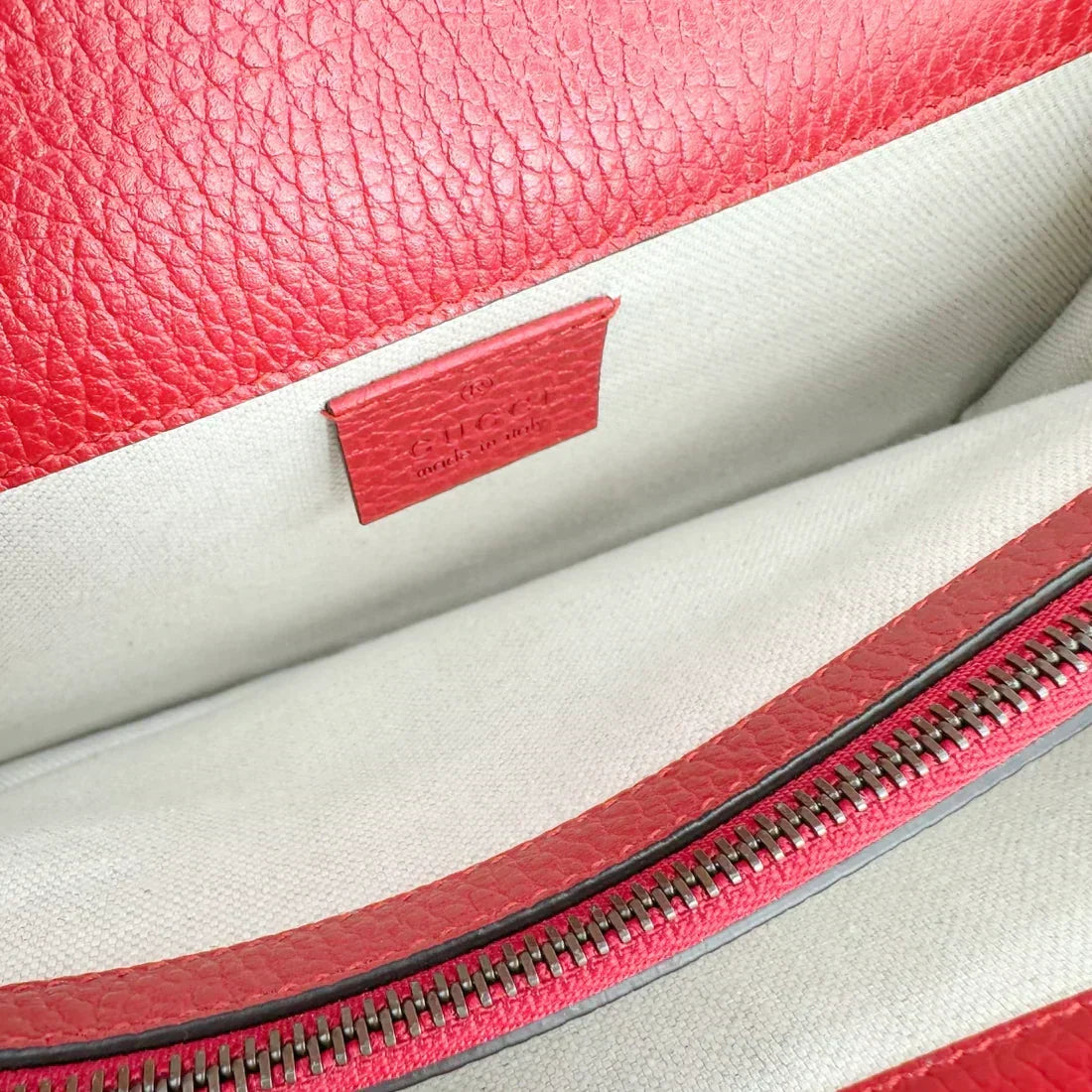 GUCCI  Grained Leather Small Dionysus Shoulder Bag