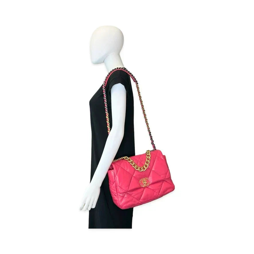 CHANEL  Quilted Lambskin Medium 19