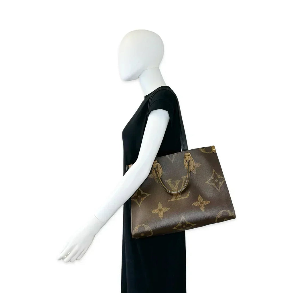 LOUIS VUITTON  Monogram OnTheGo MM